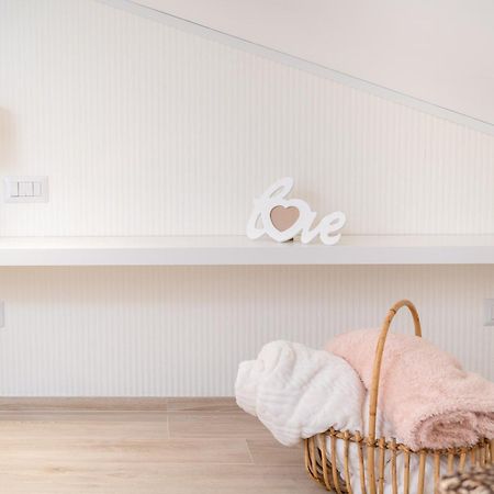 Otium Rooms / Camere E Appartamenti Morrovalle Bagian luar foto
