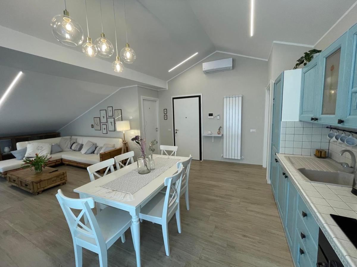 Otium Rooms / Camere E Appartamenti Morrovalle Bagian luar foto