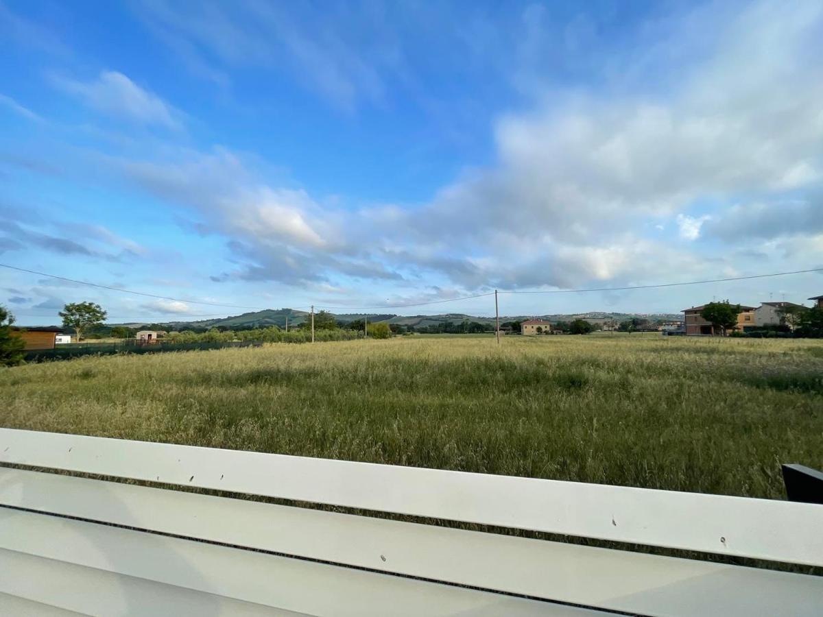 Otium Rooms / Camere E Appartamenti Morrovalle Bagian luar foto