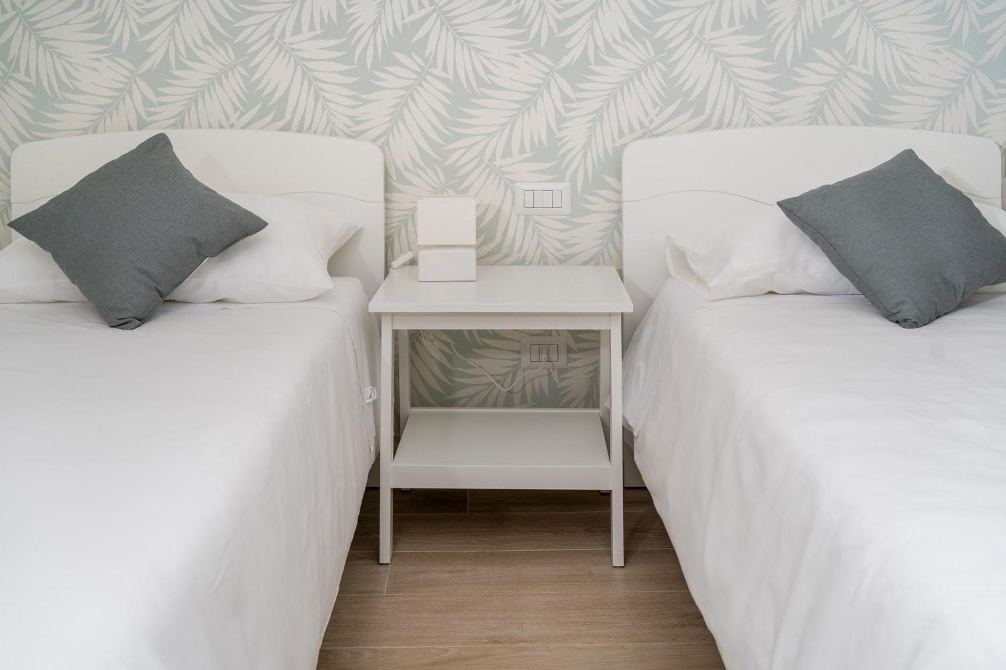 Otium Rooms / Camere E Appartamenti Morrovalle Bagian luar foto